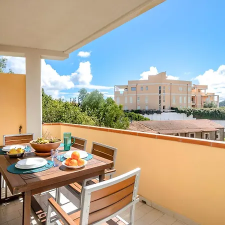 Accogliente Bilocale Centrale, Terrazza, Parking Lejlighed *
